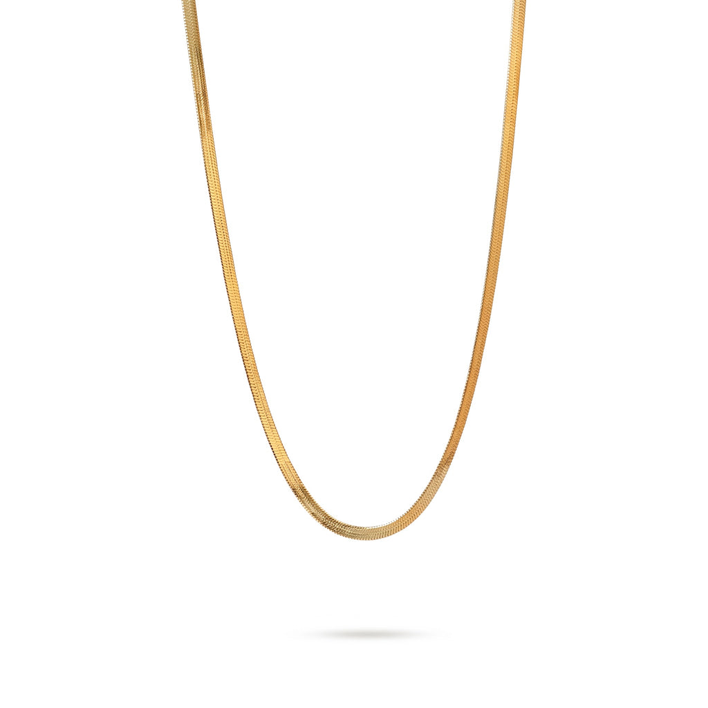 Flat gold chain necklace for women with a smooth minimal design