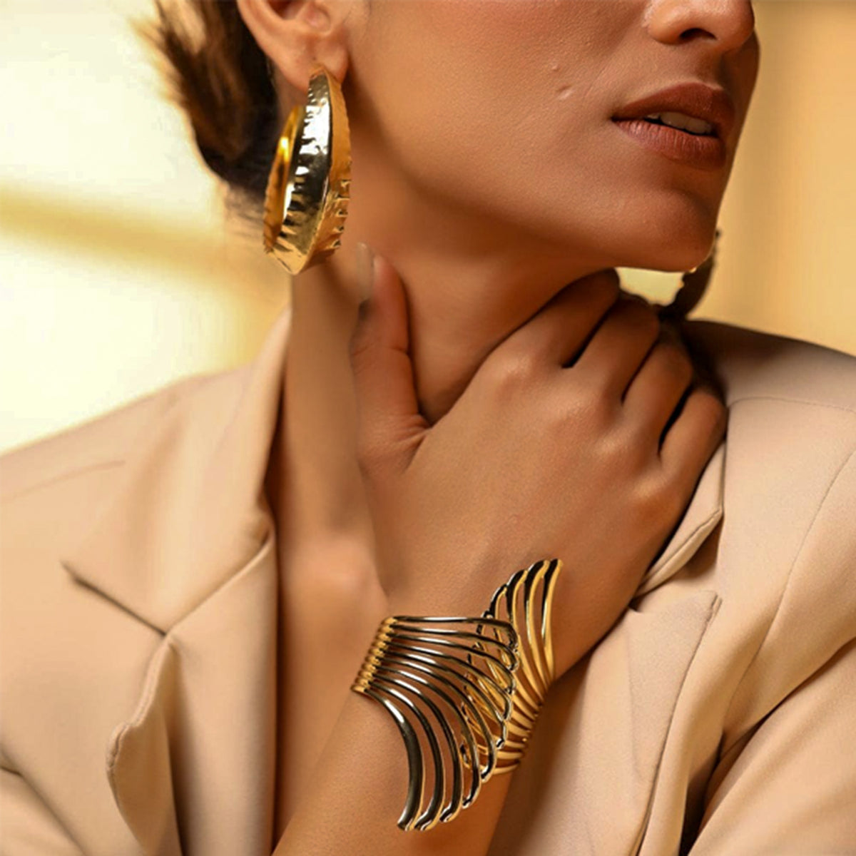 Gold and silver adjustable bracelet