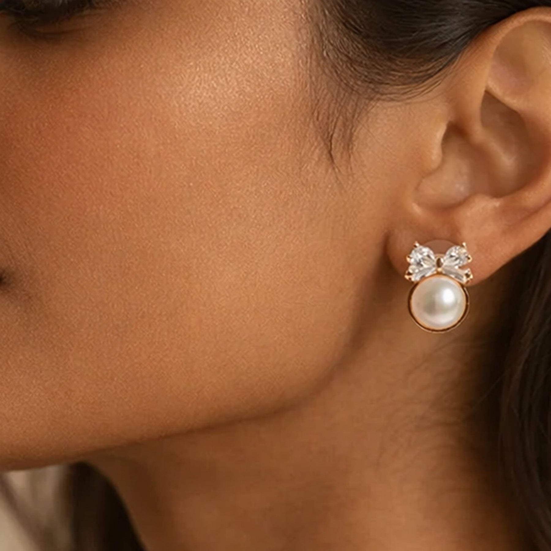 Pearl Glow Stud Earrings Set