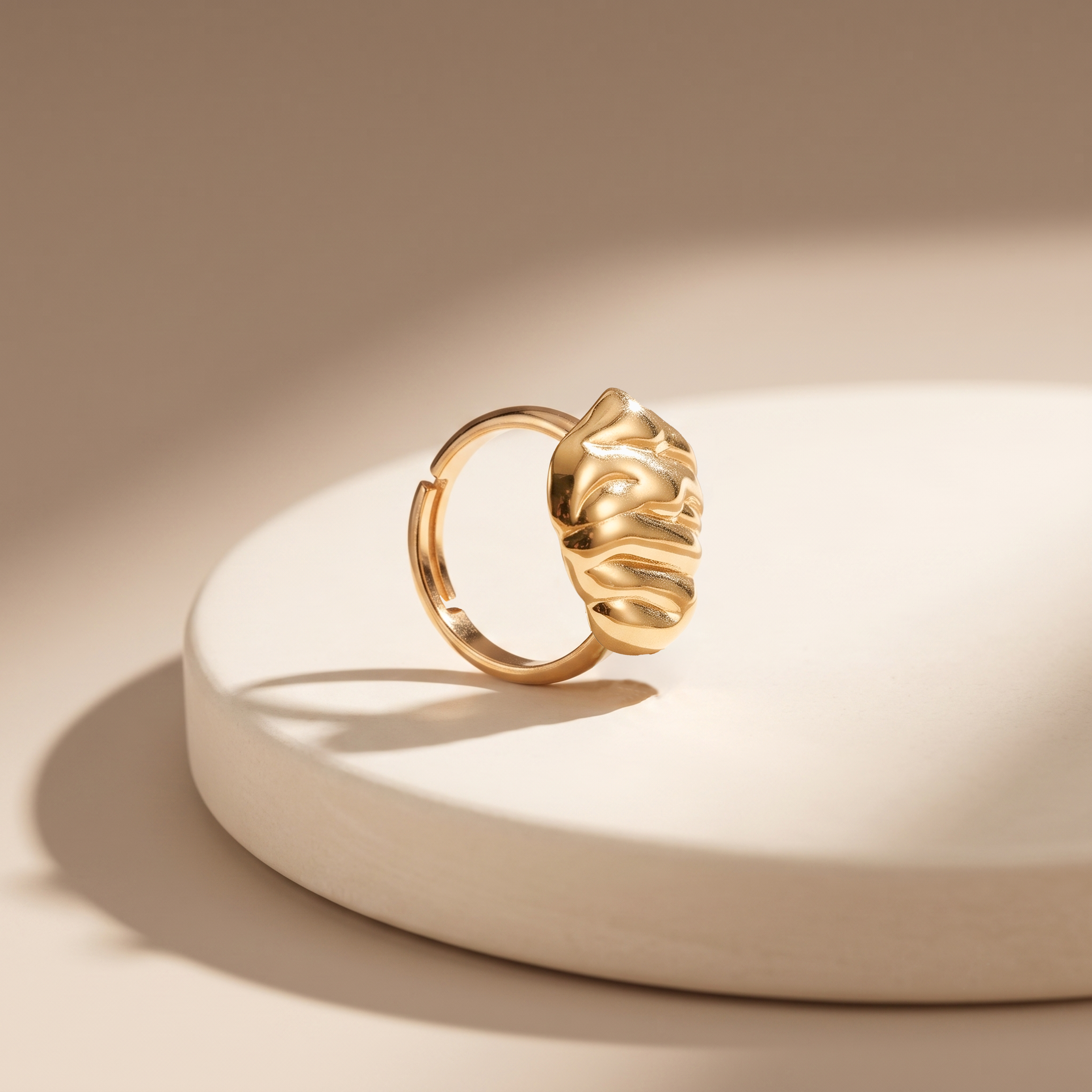 Ripple Texture Oval Ring