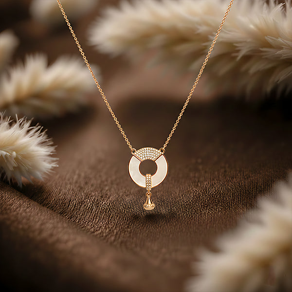 Dainty Gold Circle Pendant Necklace