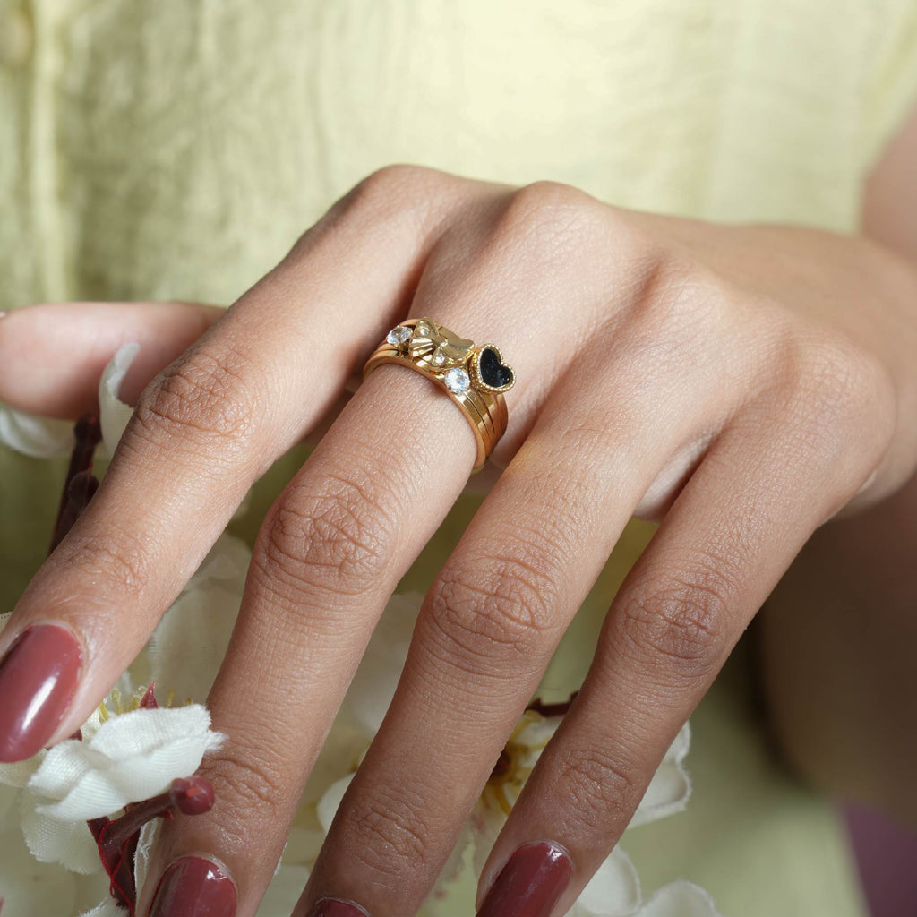 Midnight Heart Bloom Ring