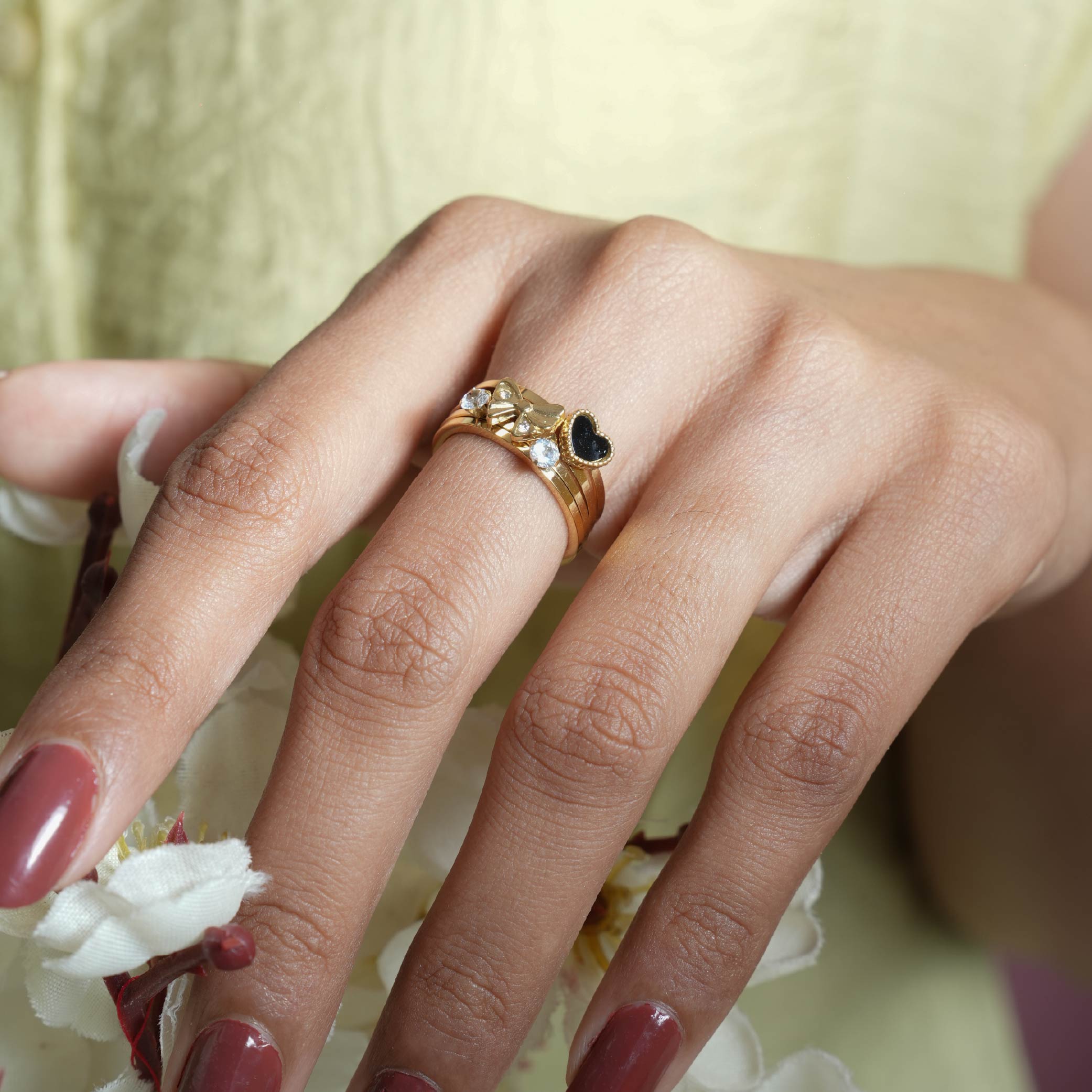 Midnight Heart Bloom Ring